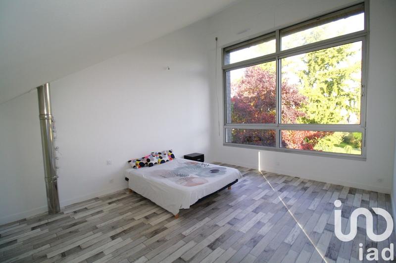 Maison - 203 m² - 7 pièces