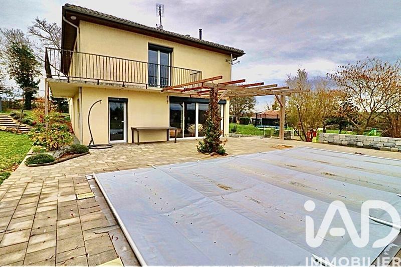 Maison - 170 m² - 8 pièces