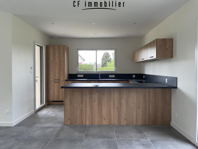 Maison - 105 m² - 4 pièces