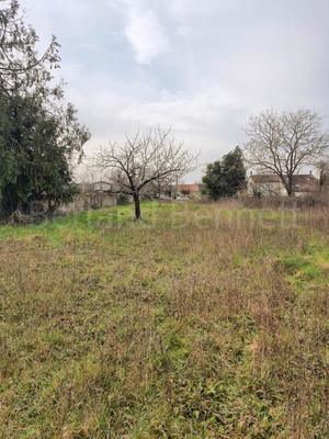 Terrain constructible - 2 139 m²