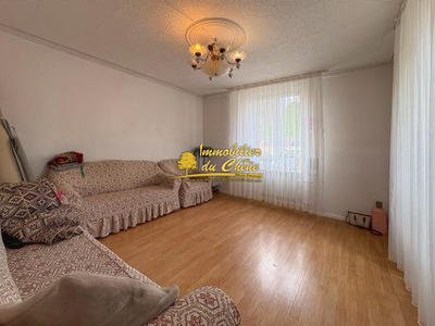 Maison - 200 m² - 8 pièces