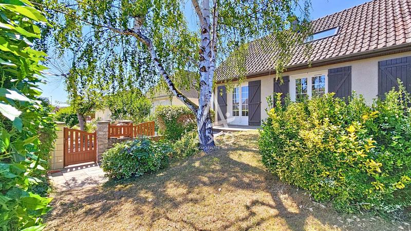 Maison - 97 m² - 4 pièces