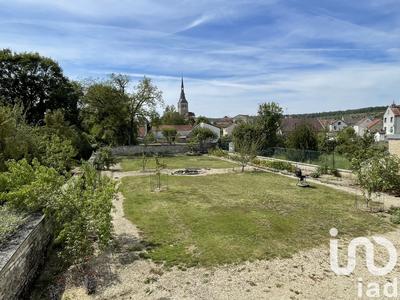 Maison - 270 m² - 10 pièces