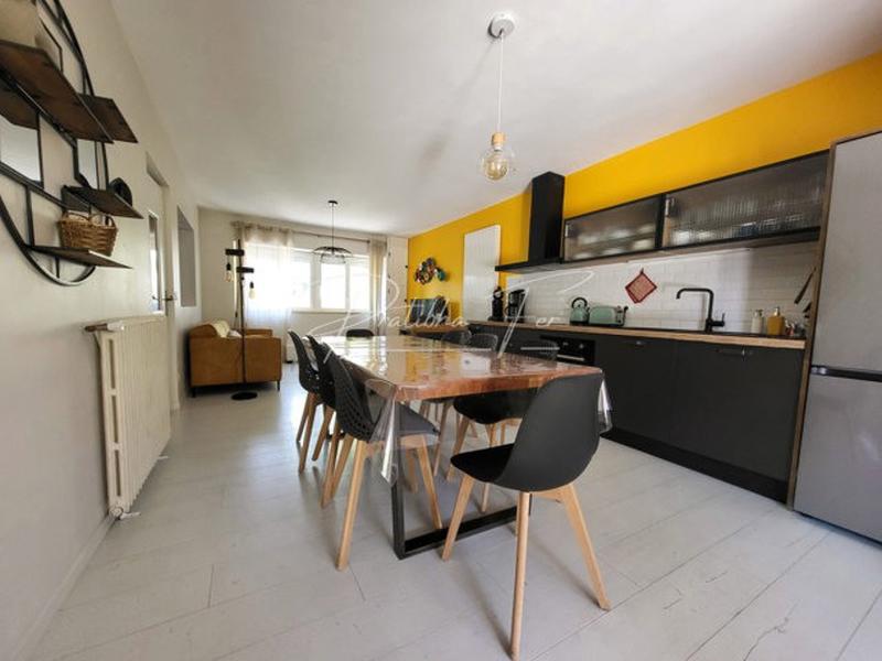 Maison - 103 m² - 5 pièces