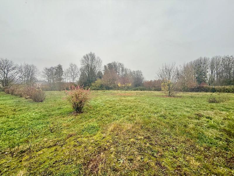 Local d'activités - 940 m²