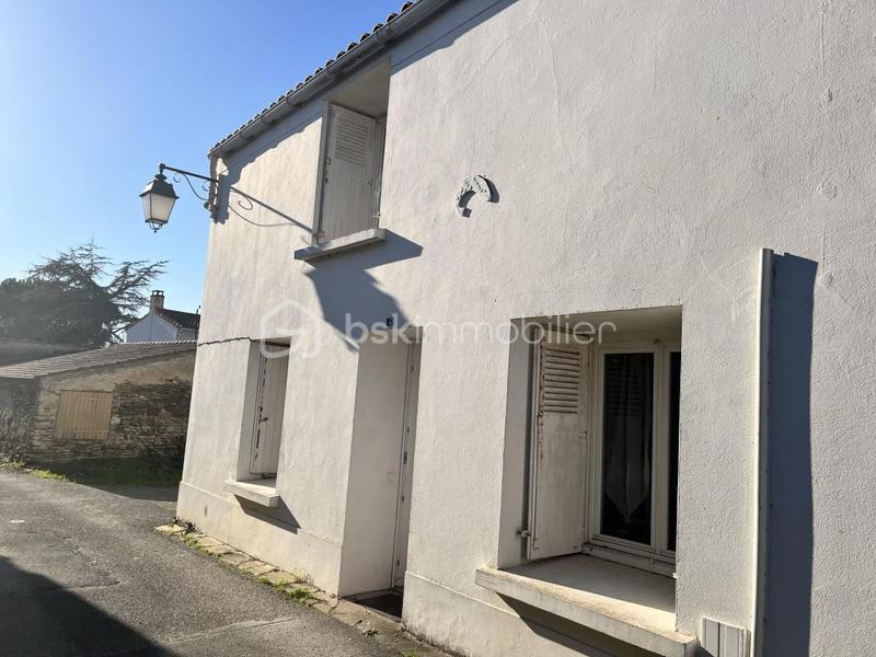 Maison en pierre - 64 m² - 3 pièces
