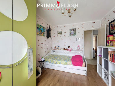 Appartement - 79 m² - 4 pièces