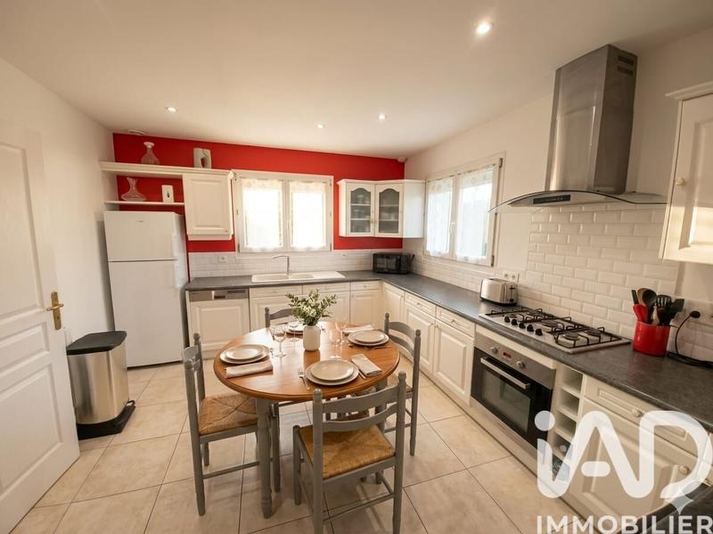 Maison - 110 m² - 5 pièces