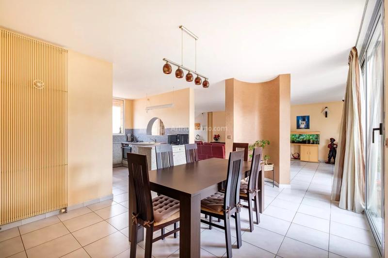 Maison - 147 m² - 6 pièces