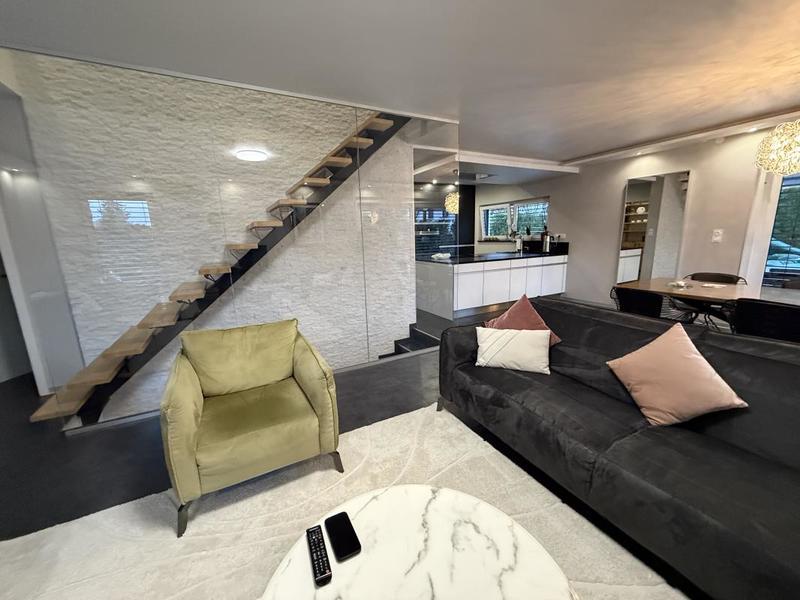 Villa - 140 m² - 5 pièces