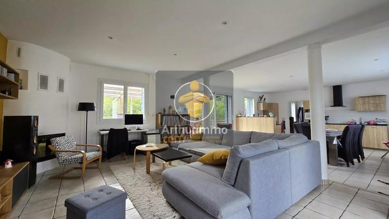 Maison - 123 m² - 4 pièces