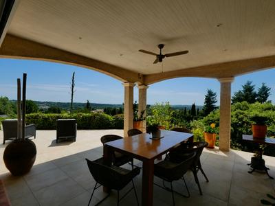 Maison - 194 m² - 5 pièces