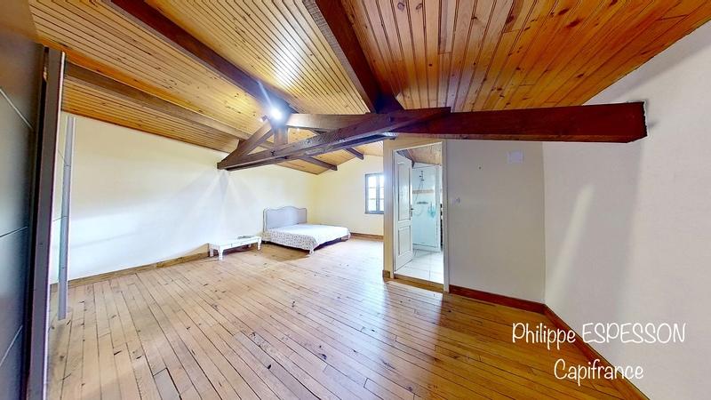 Maison - 174 m² - 6 pièces