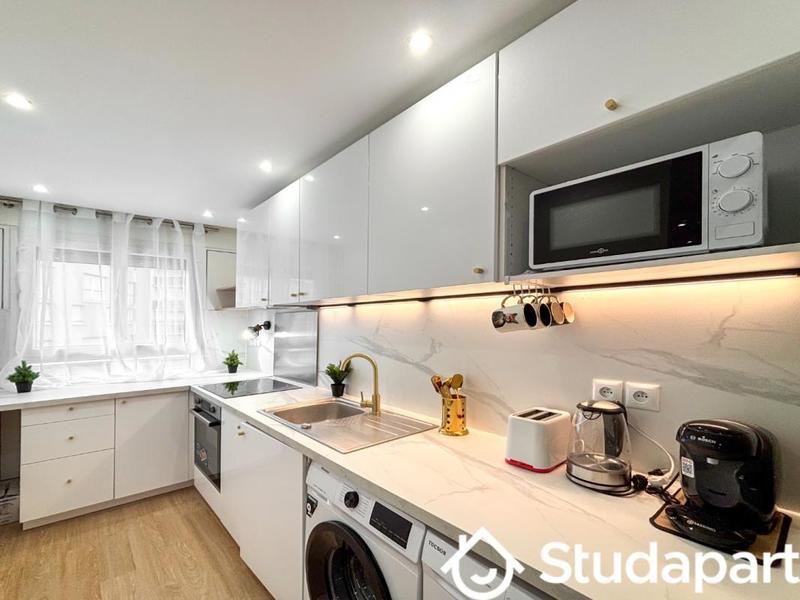 Appartement - 90 m² - 6 pièces