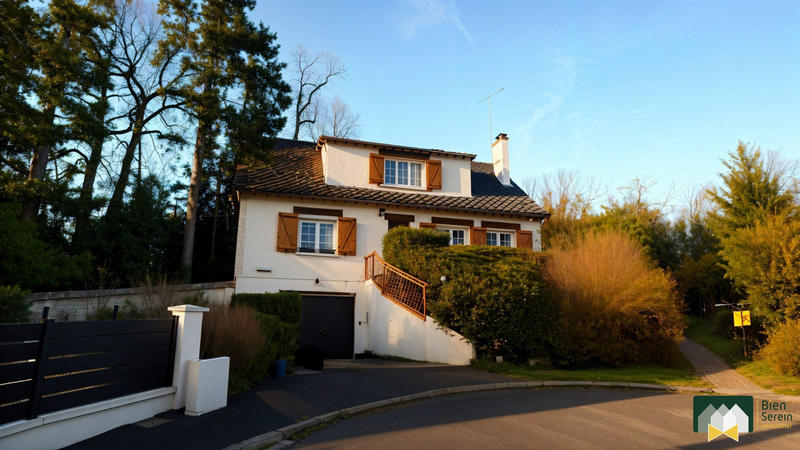 Maison traditionnelle - 135 m² - 6 pièces