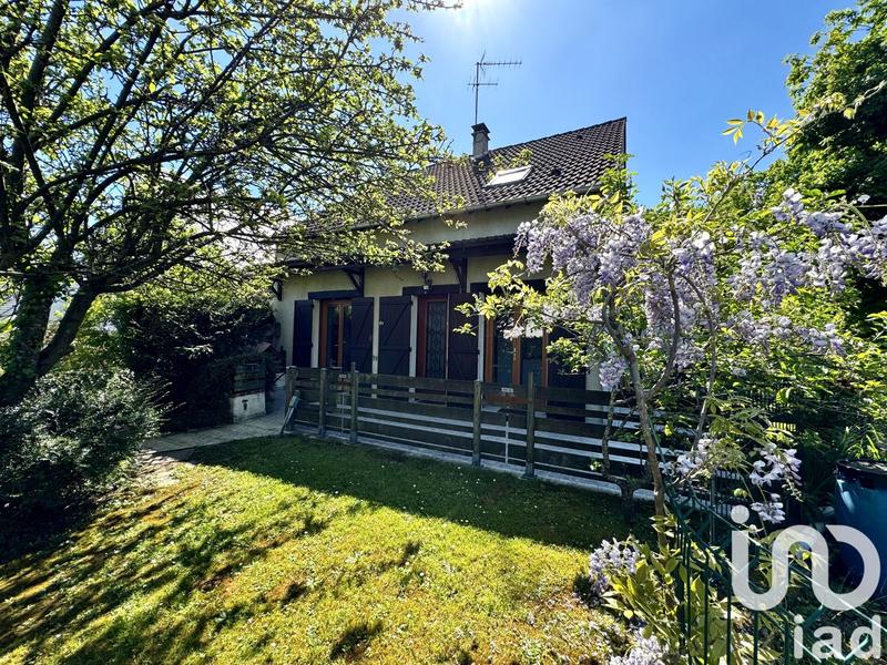 Maison - 121 m² - 7 pièces