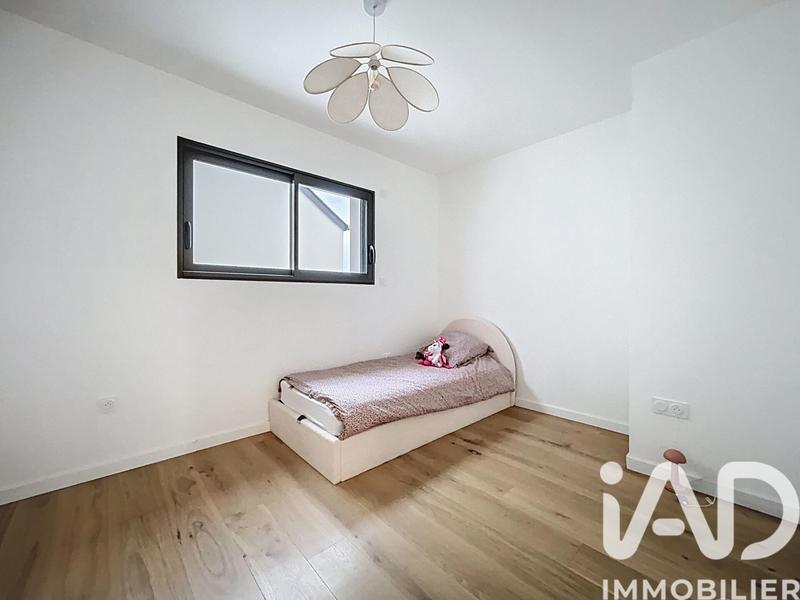 Maison - 121 m² - 6 pièces