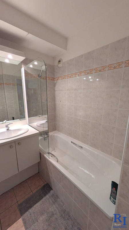 Appartement - 77 m² - 3 pièces