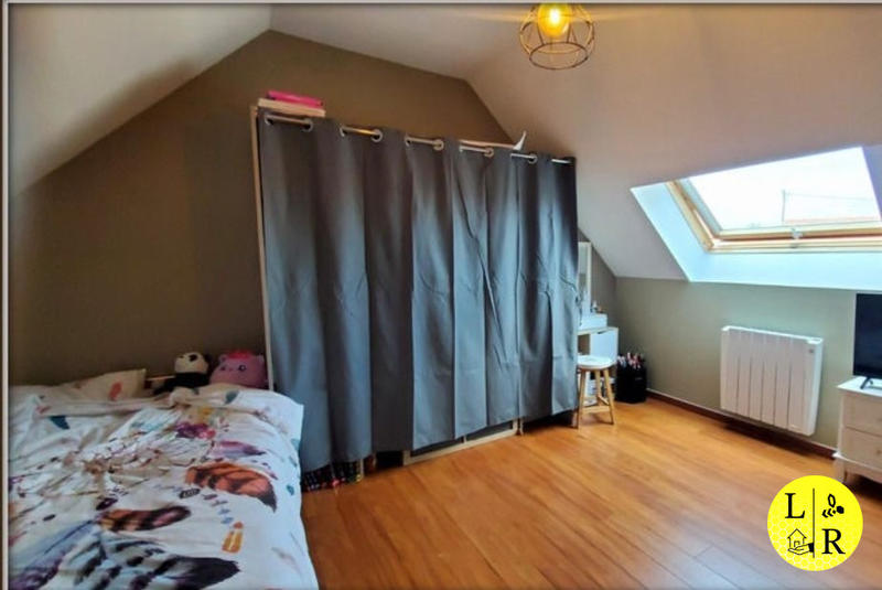 Maison - 167 m² - 8 pièces