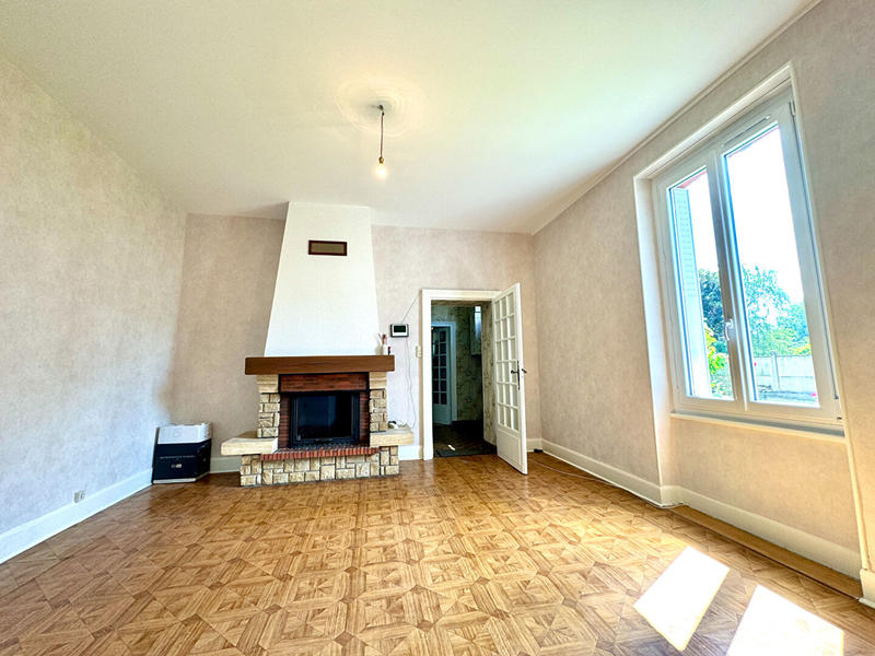 Maison - 105 m² - 6 pièces