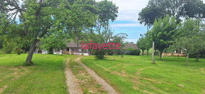 Maison - 105 m² - 4 pièces