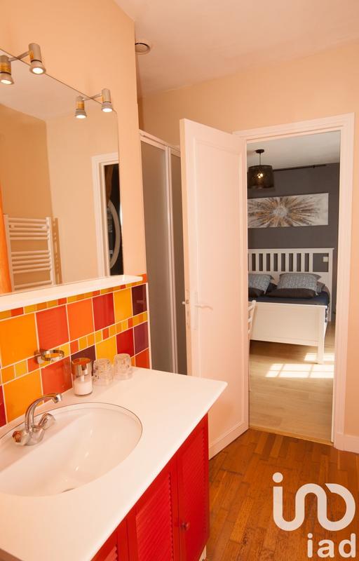 Maison - 260 m² - 7 pièces