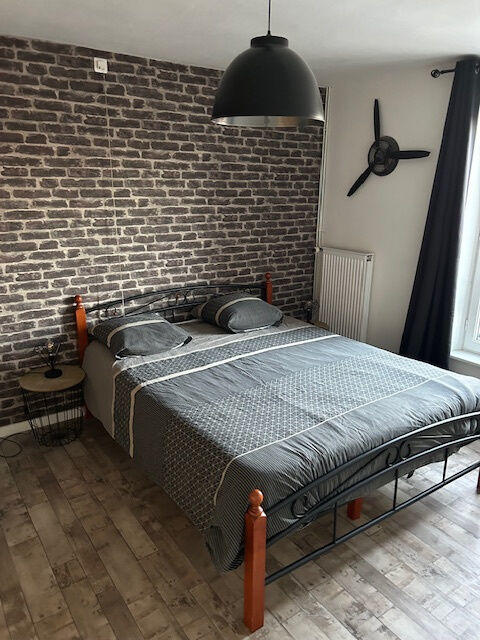 Appartement - 85 m² - 5 pièces