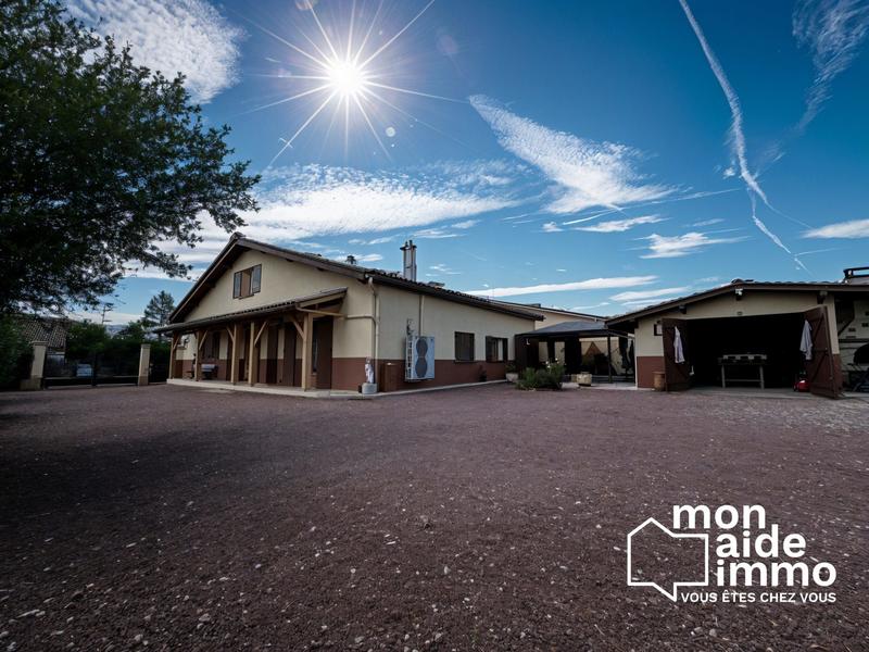 Maison - 158 m² - 5 pièces