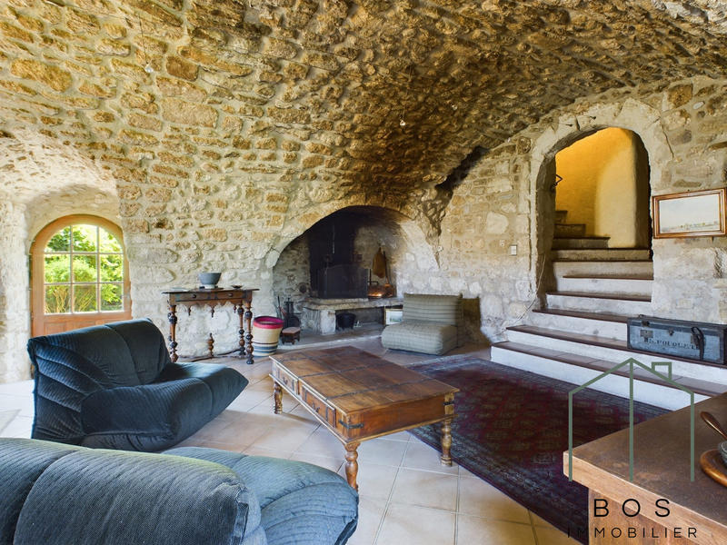 Bastide - 361 m² - 11 pièces