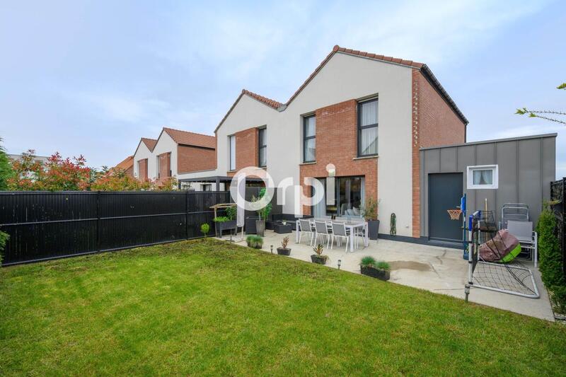 Maison - 84 m² - 4 pièces