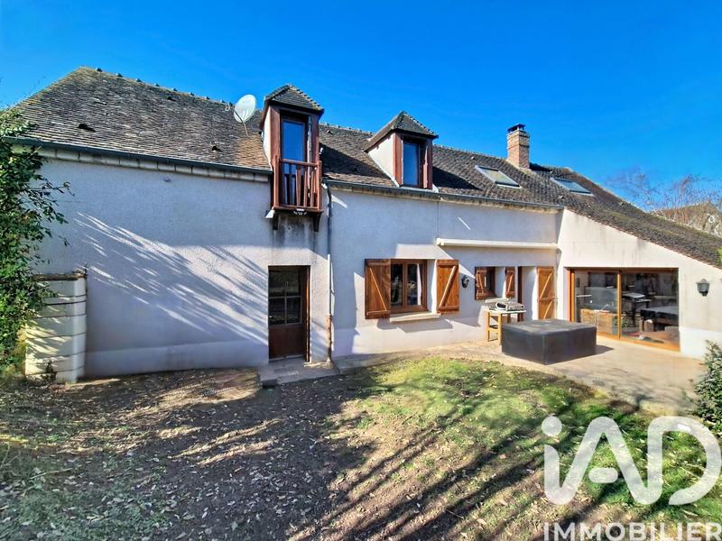 Maison - 205 m² - 8 pièces