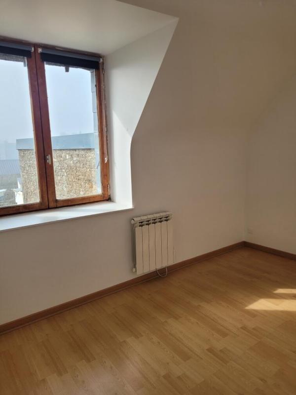 Maison - 80 m² - 5 pièces