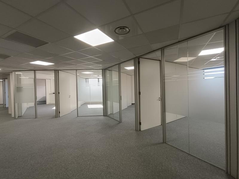 Bureau - 366 m²