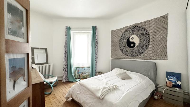 Maison de ville - 180 m² - 7 pièces