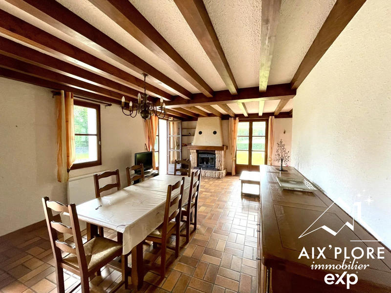 Maison - 149 m² - 8 pièces