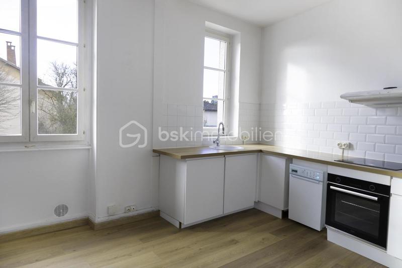 Appartement - 61 m² - 3 pièces