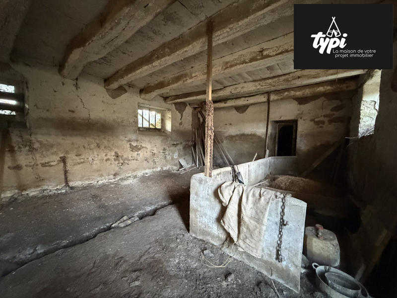 Maison - 500 m² - 1 pièce