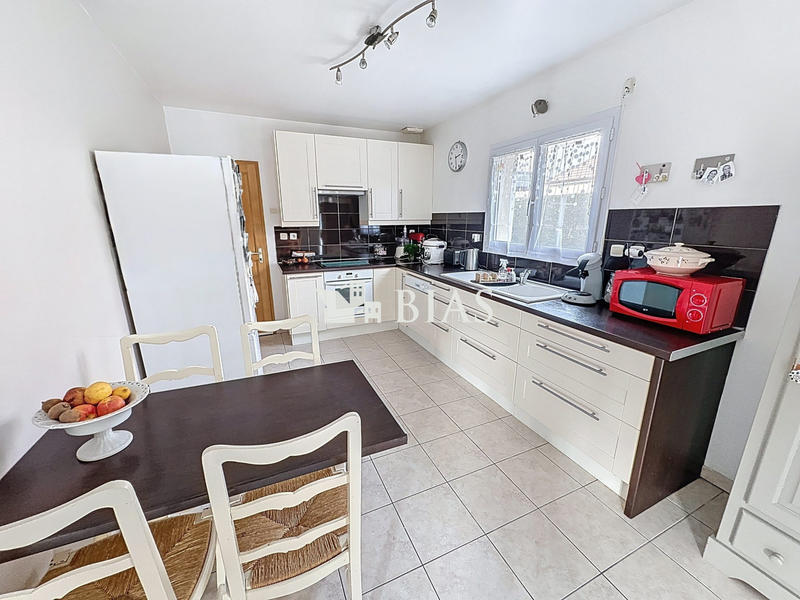 Maison - 109 m² - 6 pièces