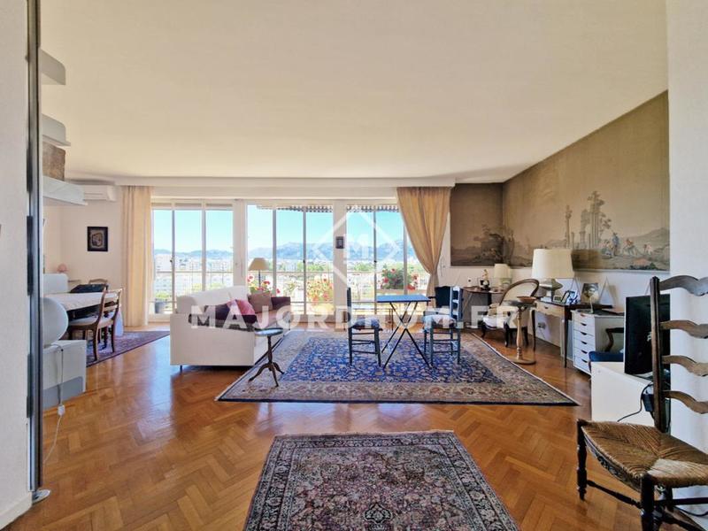 Appartement - 95 m² - 4 pièces