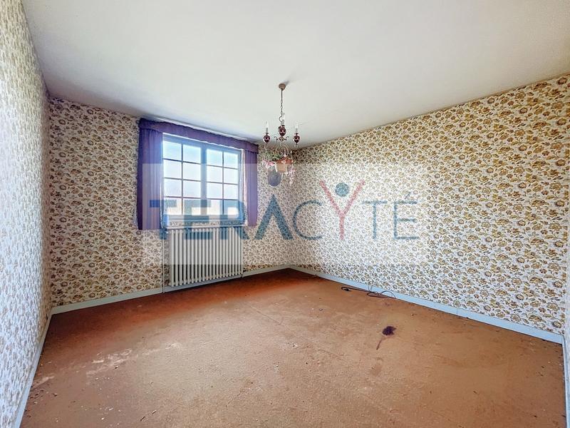 Maison traditionnelle - 216 m² - 7 pièces