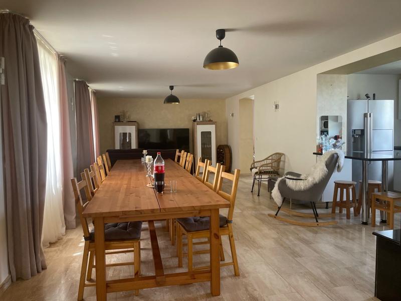 Maison - 175 m² - 6 pièces
