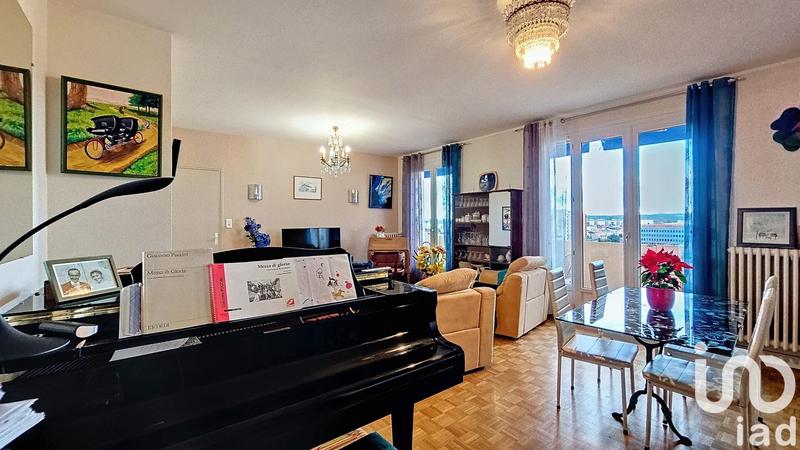 Appartement - 88 m² - 4 pièces