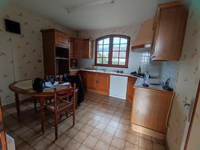 Maison - 92 m² - 4 pièces