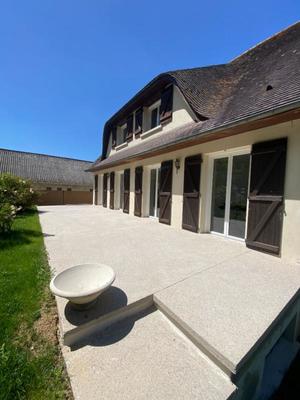 Maison - 151 m² - 6 pièces