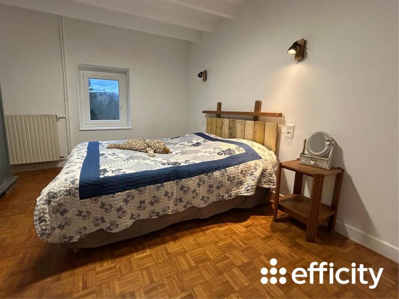 Maison - 170 m² - 7 pièces