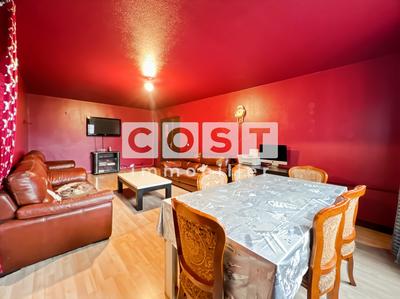 Appartement - 90 m² - 4 pièces