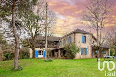 Maison de campagne - 398 m² - 13 pièces
