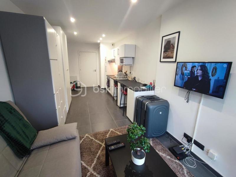 Studio - 25 m² - 1 pièce