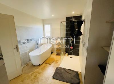 Maison - 144 m² - 6 pièces