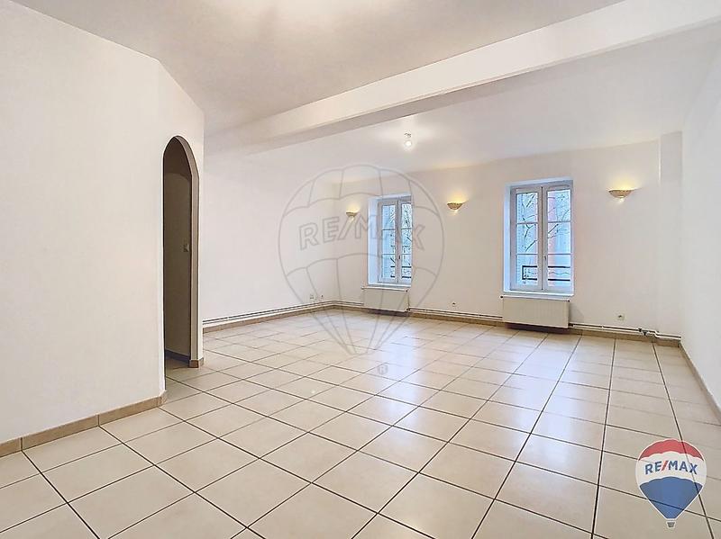 Appartement - 104 m² - 5 pièces
